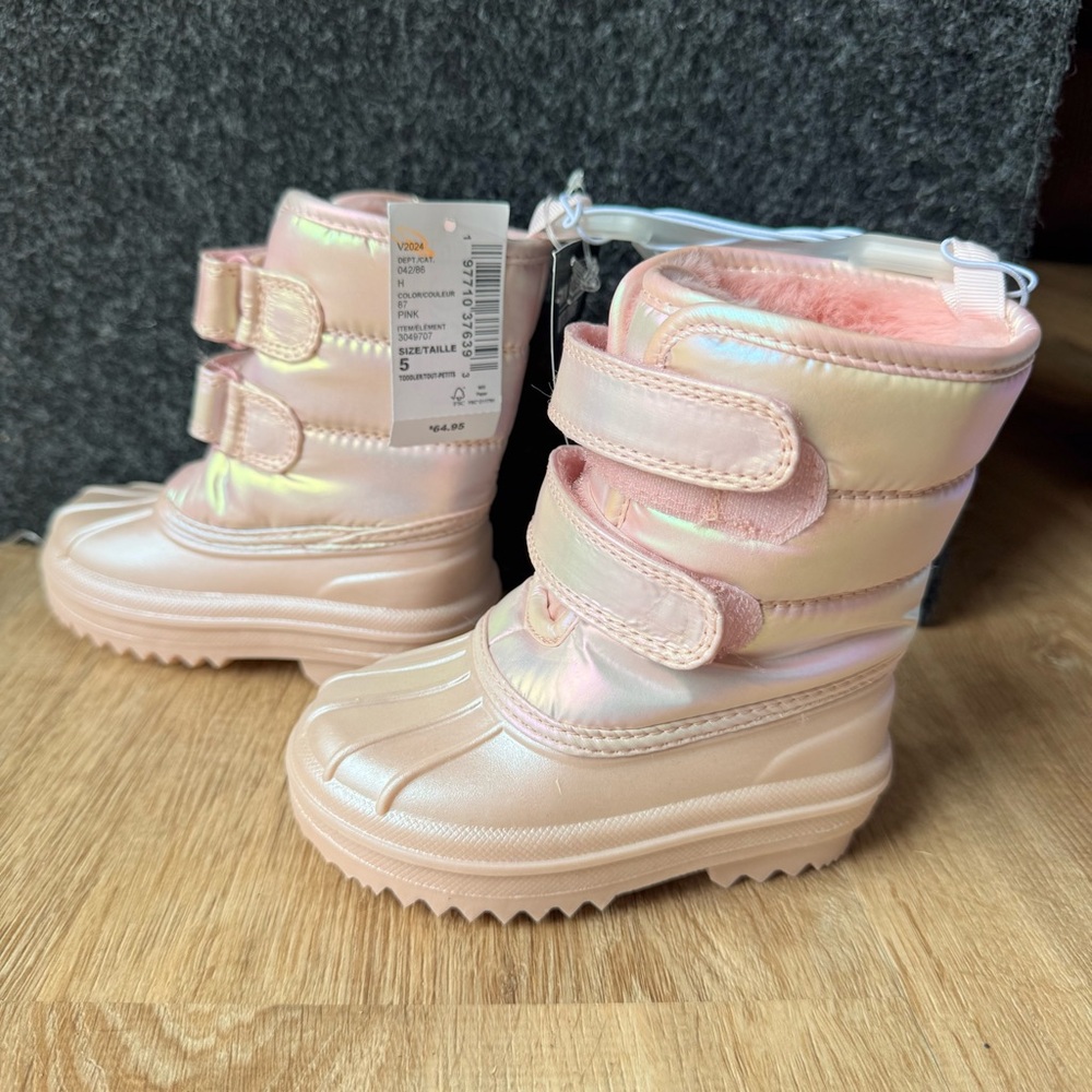 NWT Children's Place toddler girl size 5 snow boot